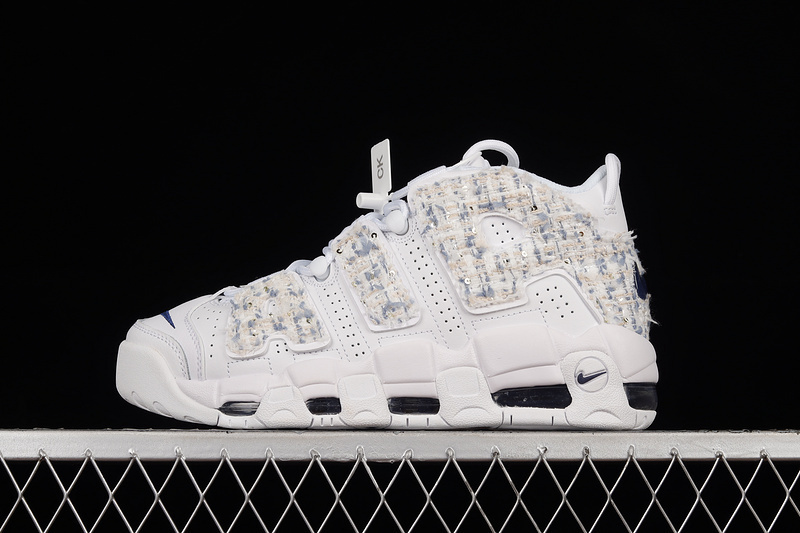 uptempo 360 DH9719 100 AIR MORE UPTEMPO GS WHITE MIDNIGHT NAVY WHITE WOMAN 36 39 MAN 40 45 6C
