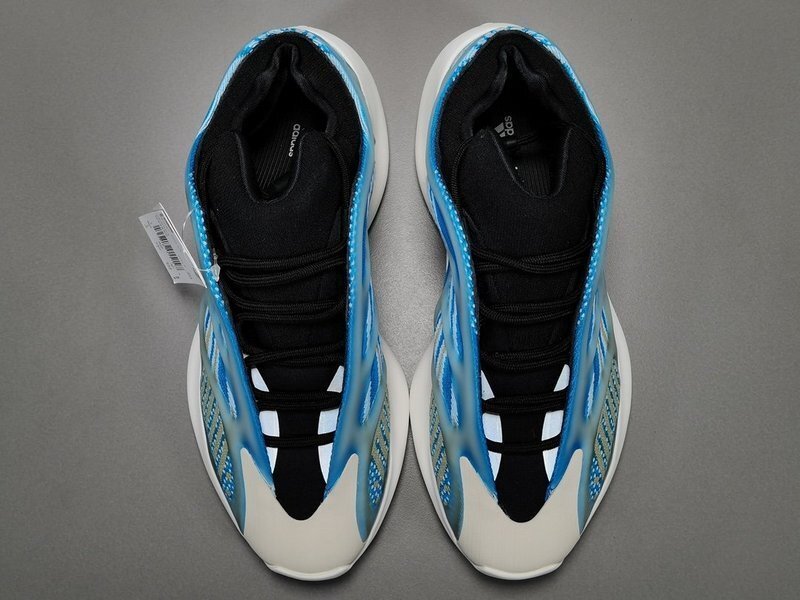 yeezy 700 520 G54850 OG YEEZY BOOST 700 V3 ARZARETH ARZARETH ARZARETH ARZARETH WOMAN 36 39 MA