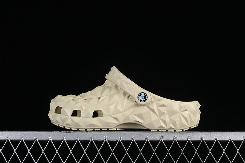 Sandal 【220】[CROCS HORCHATA]-[WOMAN︰34-39]-[MAN︰40-46] BC8F