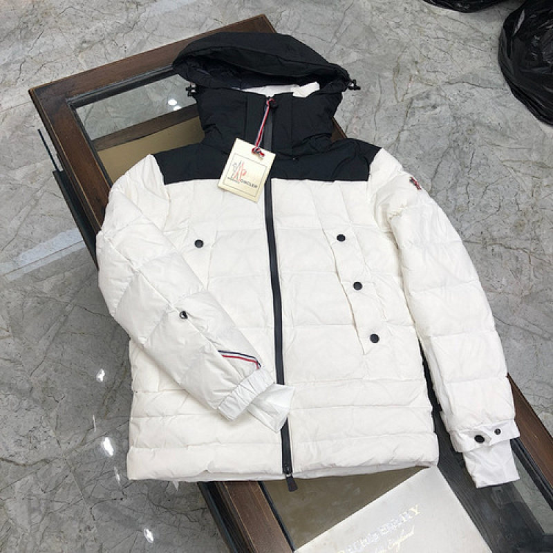 Moncler M0N﹡CLE﹡ COAT F7D4