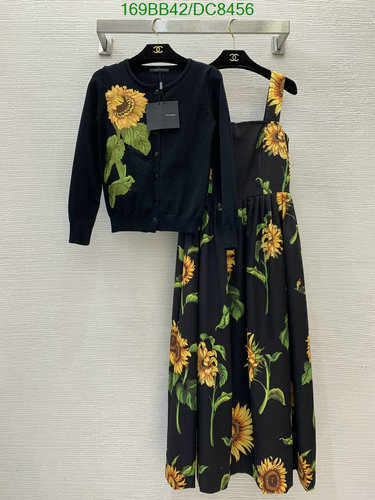 Buy D&G Luxury copy clothes Code︰ DC8456(7DDE) best sellers