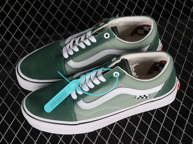 [VN0A5FCB6QU]-[OLD SKOOL SKATE WHITE∕GREEN]-[WOMAN︰35-39]-[MAN︰40-44](7186)