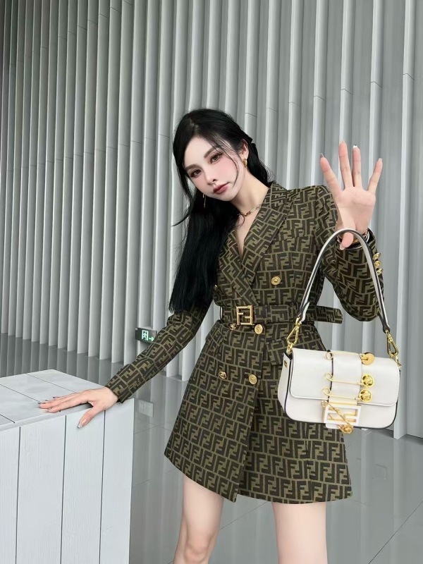 Fendi Women clothes -FENDI 0084FC98