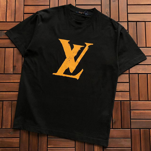 t shirts . 128 L T SHIRT 12030313 im 168cm 55kg i wear size M in the phot FCC4