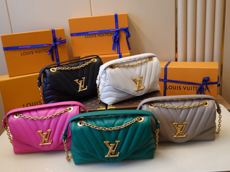 shoulder bag LV new wave chain bag1C37
