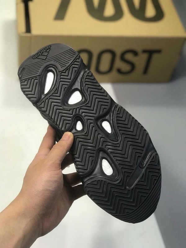 yeezy 700 108 106 117 FU6684 GET YEEZY BOOST 700 V2 VANTA VANTA VANTA WOMAN 36 39 MAN 40 46 3
