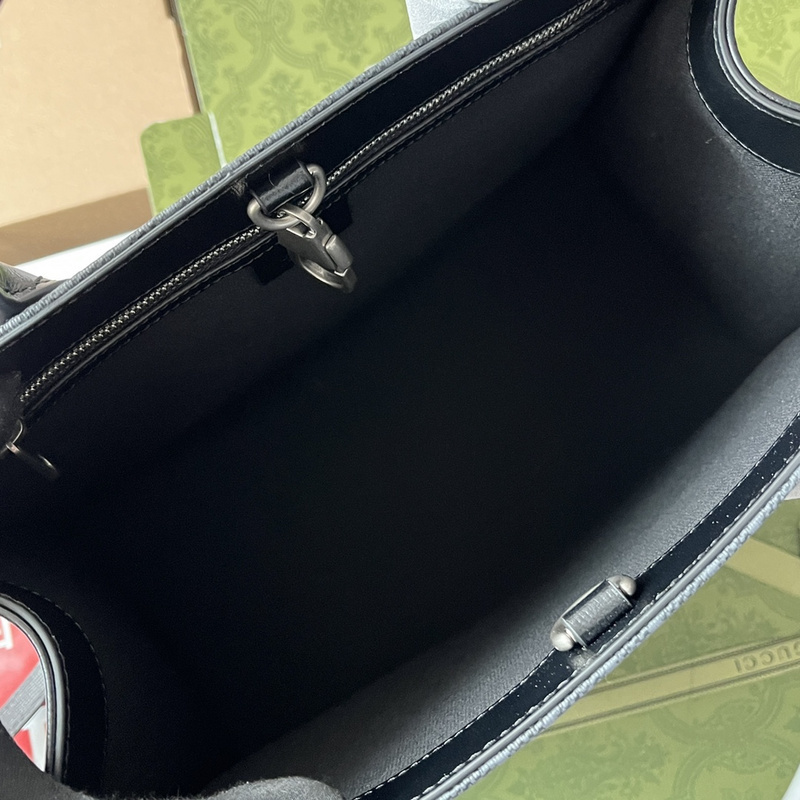 Gucci bags Gucci Supreme tote bag(6B5E)