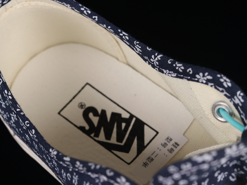 [VN0A7Q5CNVY]-[ANAHEIM FACTORY AUTHENTIC 44 DX WHITE∕BLUE]-[WOMAN︰35-39]-[MAN︰40...(A00D)