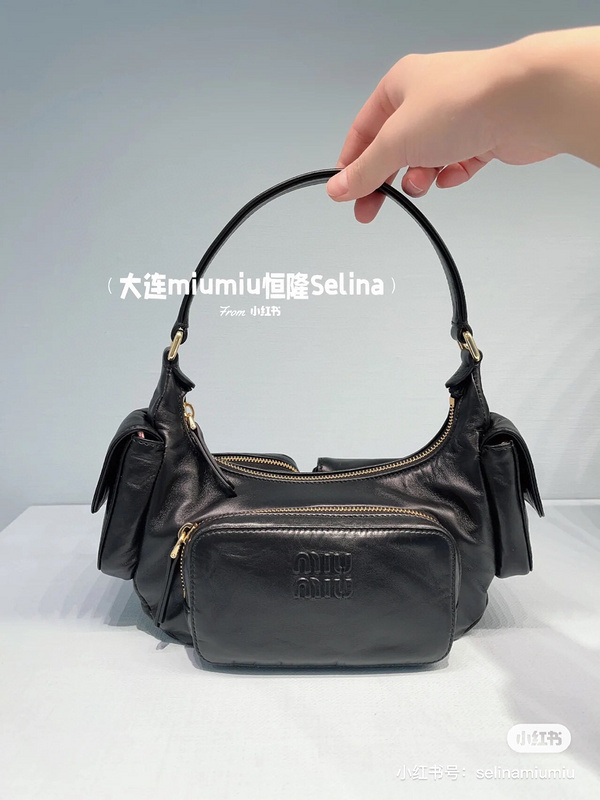 designer bags Size︰21.0x12.0x6.0cm D97A