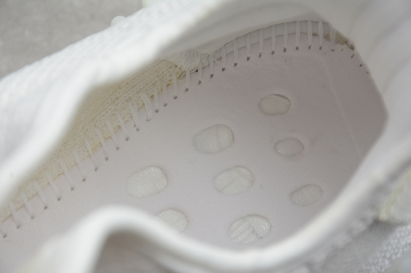 yeezy 350 67 65 76 EH5361 YEEZY BOOST 350 V2 WHITE WHITE WOMAN 36 39 MAN 40 45 B987
