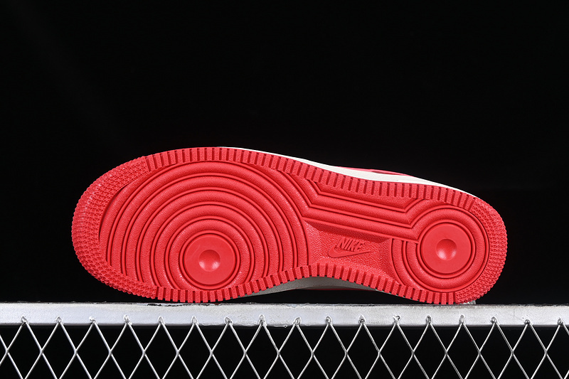 air force 1 300 CW2288 111 AIR FORCE 1 07 LOW WHITE RED WOMAN 36 39 MAN 40 45 13A1