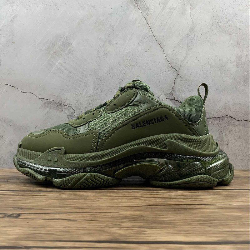 triple s 600 BA LEN CIAGA TRIPLE S GREEN GREEN GREEN WOMAN 35 39 MAN 40 46 3A53