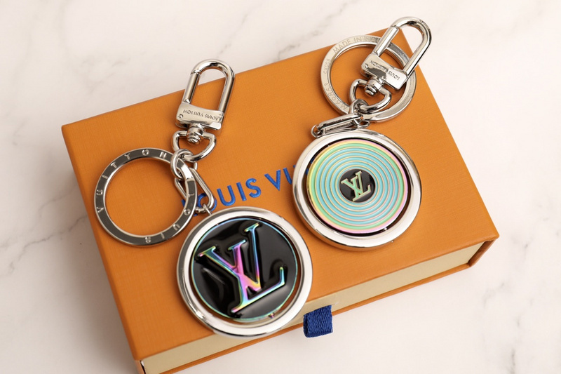 LV KEY HOLDER M69853(C962)