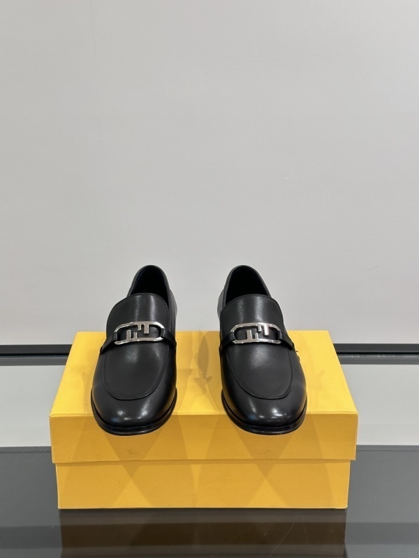 FENDI Men shoes -FENDI 00523B28