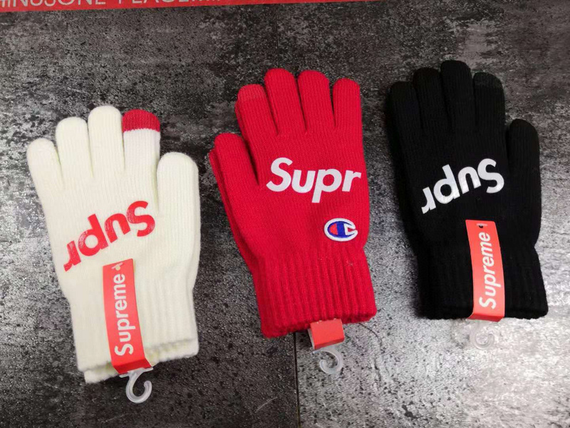 SUPREME Supreme GlovesC84B