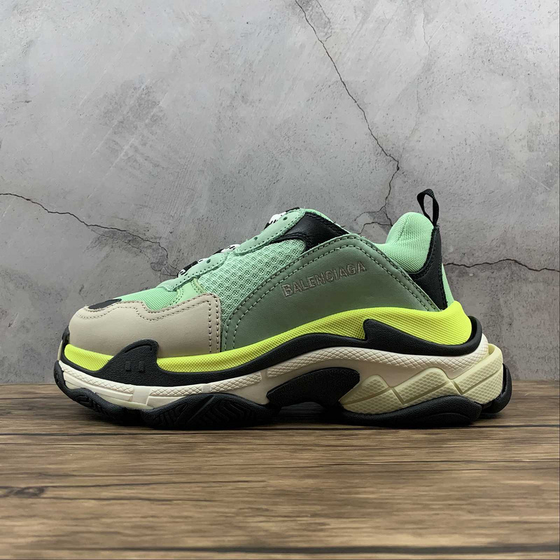 triple s 470 BA LEN CIAGA TRIPLE S SNEAKER DADSHOE GREEN YELLOW BEIGE WOMAN 35 39 MAN 40 46 E