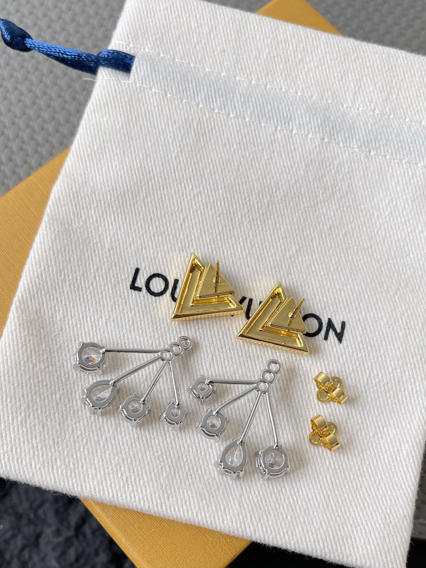 LV jewelry -LV 0040_CM_1