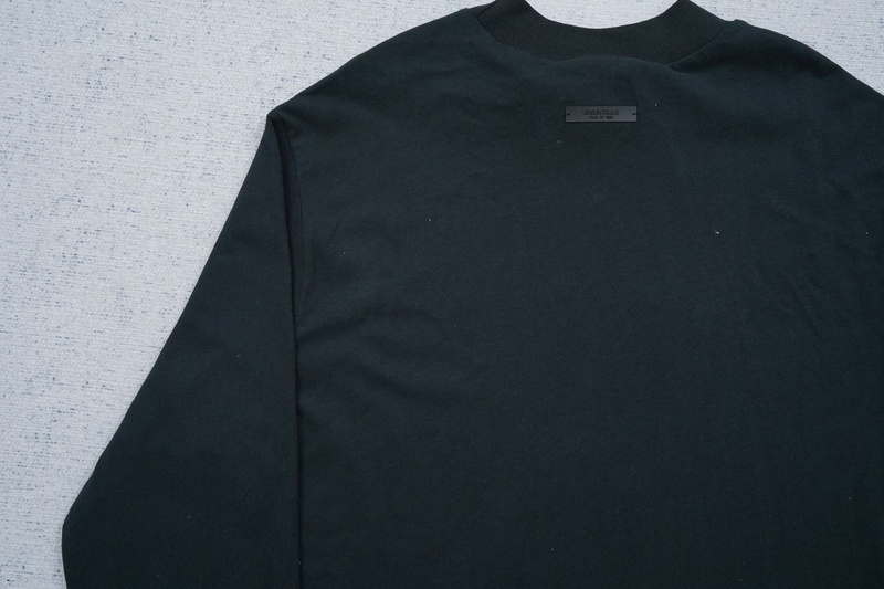 FEAR OF GOD ￥118 ESS 24FW(9D63)