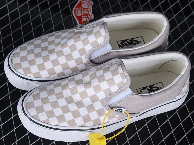 [VN0A7Q5DBLL]-[CHECKERBOARD CLASSIC SLIP-ON LIGHT KHAKI∕WHITE∕BLACK]-[WOMAN︰35-3...(0B0F)