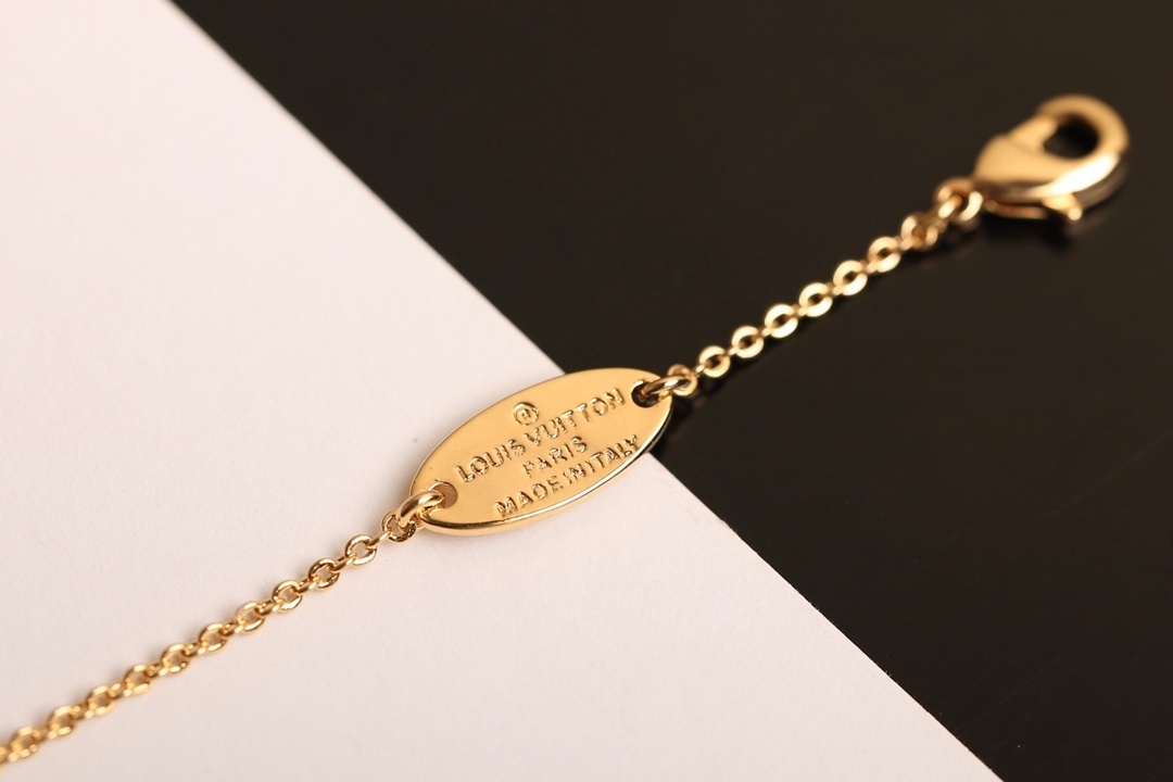 LV jewelry -LV 0003_CM_2