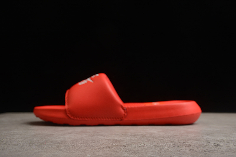 Sandal 【200】[DR2018-600]-[SB BENASSI VICTORI ONE SLIDE UNIVERSITY RED∕WHITE]-[WOMAN︰36-