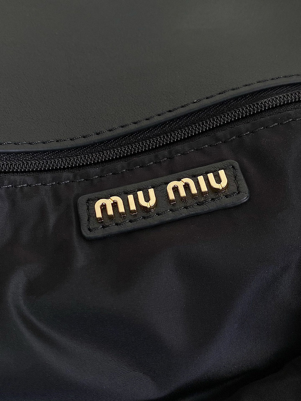 miu miu Miumiu tote bag9564