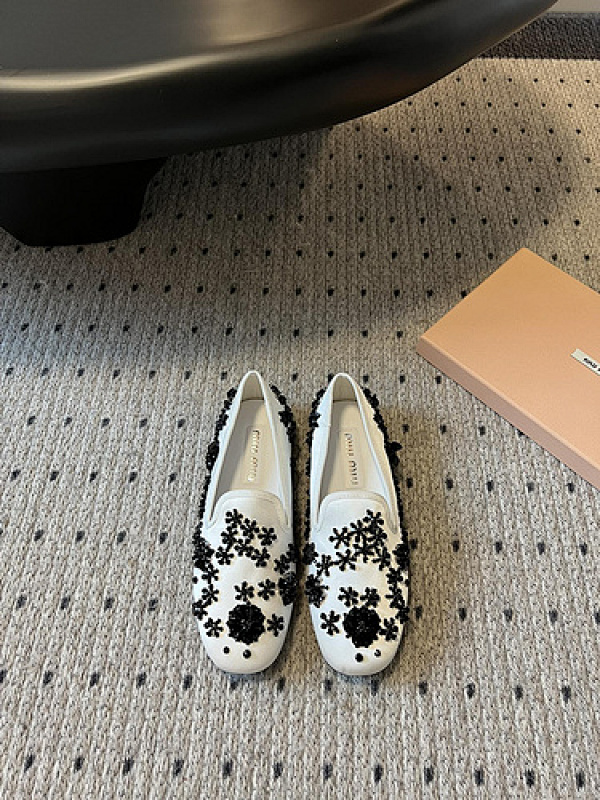 miu miu Miu loafers 35 40B092
