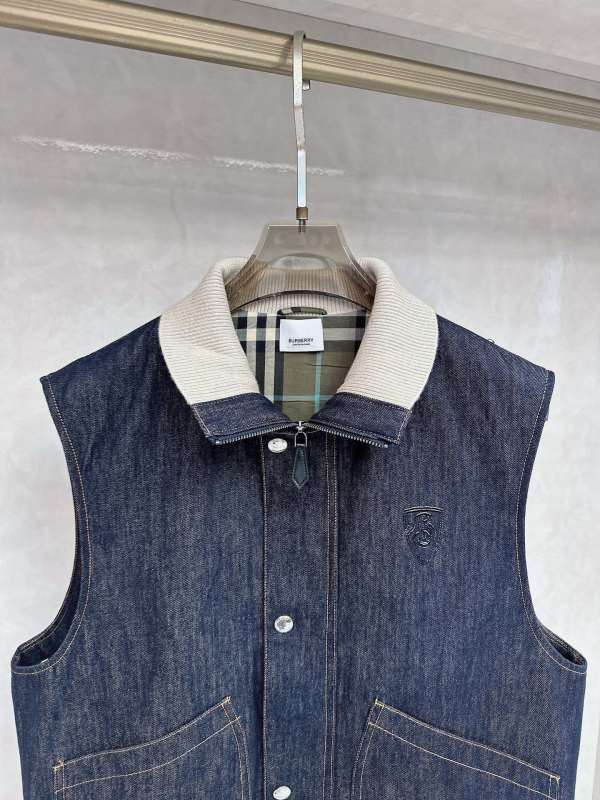 Burberry men's clothes -BURBER 01555B48