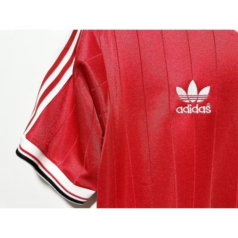 vintage Munited retro soccer jersey 1983 Copa FA maglia calcio maillot football camiset