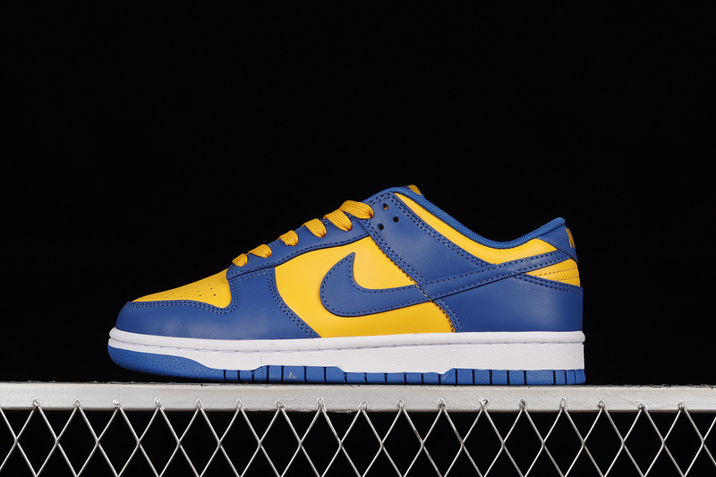 dunk 330 DD1391 402 SB DUNK LOW BLUE JAY UNIVERSITY GOLD WHITE BLUE JAY WOMAN 36 39 MAN 40 46