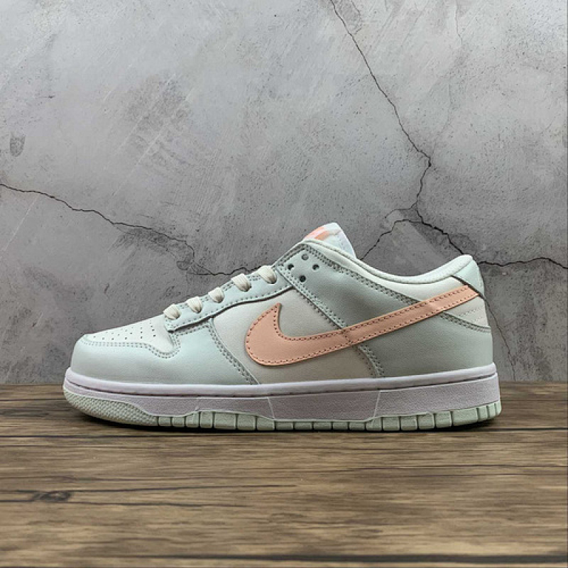dunk 320 DD1391 104 SB DUNK LOW WHITE WHITE LIGHT PINK WOMAN 36 39 MAN 40 46 FCF6