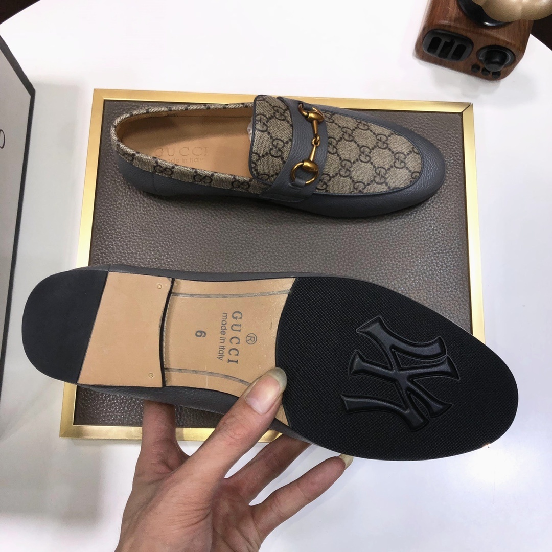 gucci shoes/sneakers-679