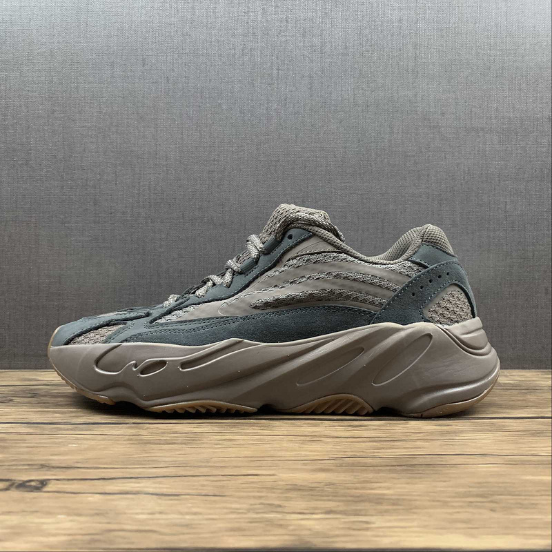 yeezy 700 550 GZ0724 YEEZY BOOST 700 V2 MAUVE MAUVE MAUVE WOMAN 36 39 MAN 40 48 C466