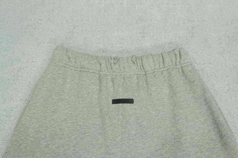 FEAR OF GOD ￥118 FOG ESSENTIALS(CC27)