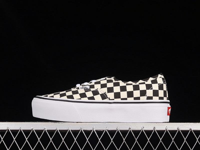 [VN0A3AV8QXH]-[AUTHENTIC PLATFORM CHECKERBOARD WHITE∕BLACK∕WHITE]-[WOMAN︰35-39]-...(8E1F)