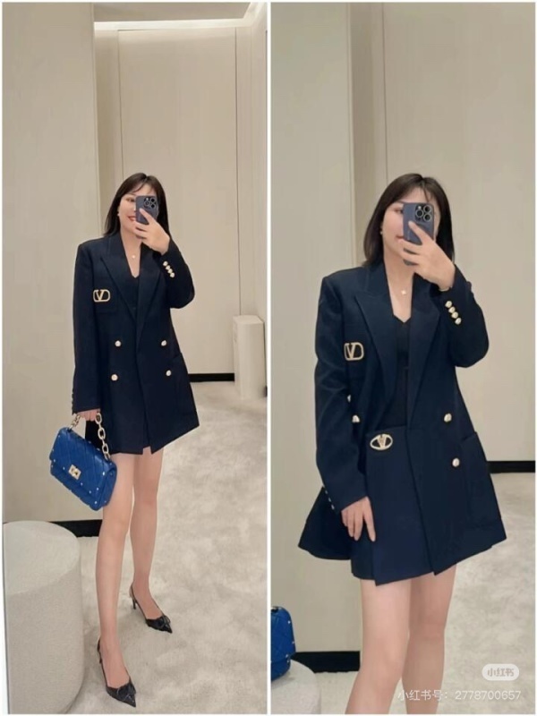 VALENTINO Women clothes -Valentino 0029B439