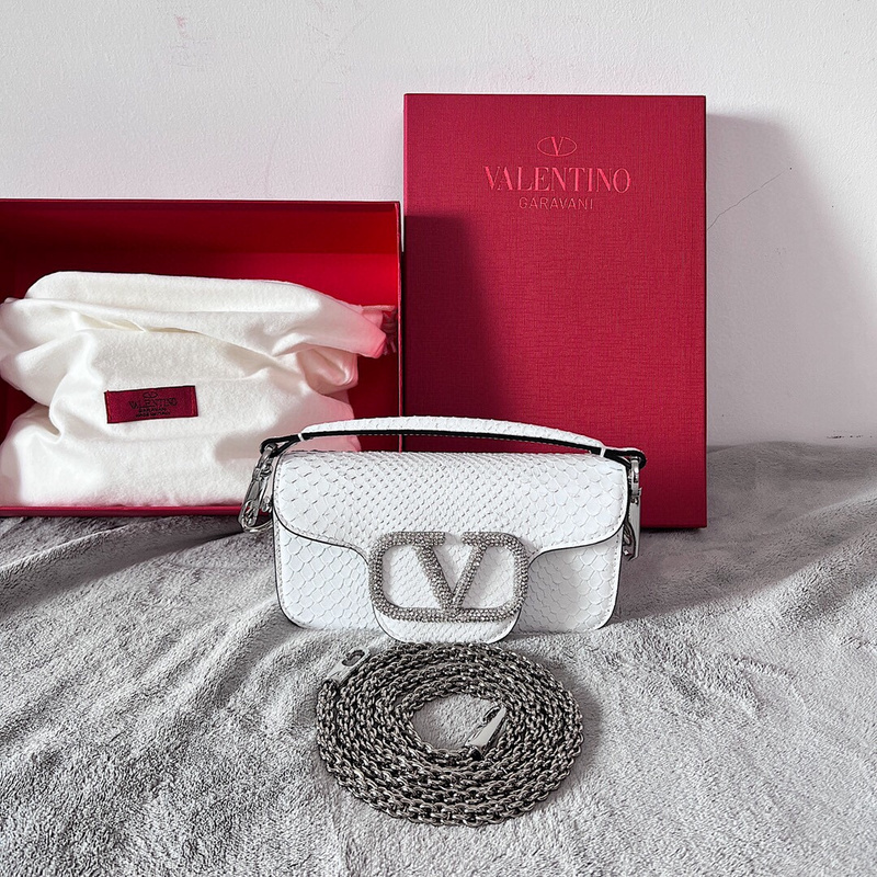 designer bags Size︰20.0x11.0x5.0cm D693