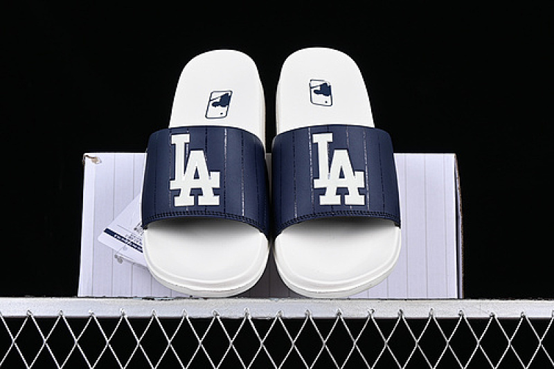 Sandal 【170】[32SHH2111]-[MLB NEW MOUND WHITE∕BLUE]-[WOMAN︰36.5-39]-[MAN︰40-44] 5F41