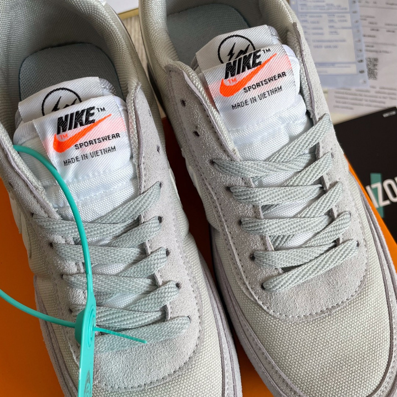 karl lagerfeld NIKE 528151