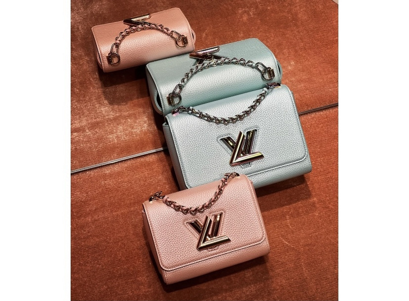 shoulder bag Lv twist genuine leather bag shoulder bag6E59