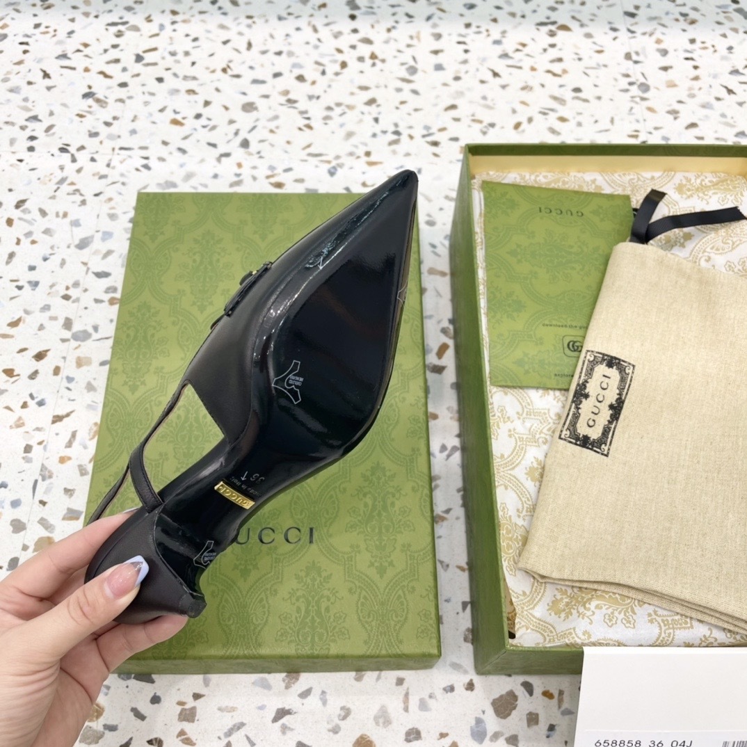 GUCCI SHOES Gucci Women's pump with bamboo Horsebit 658818(160 usd)(BC0F)