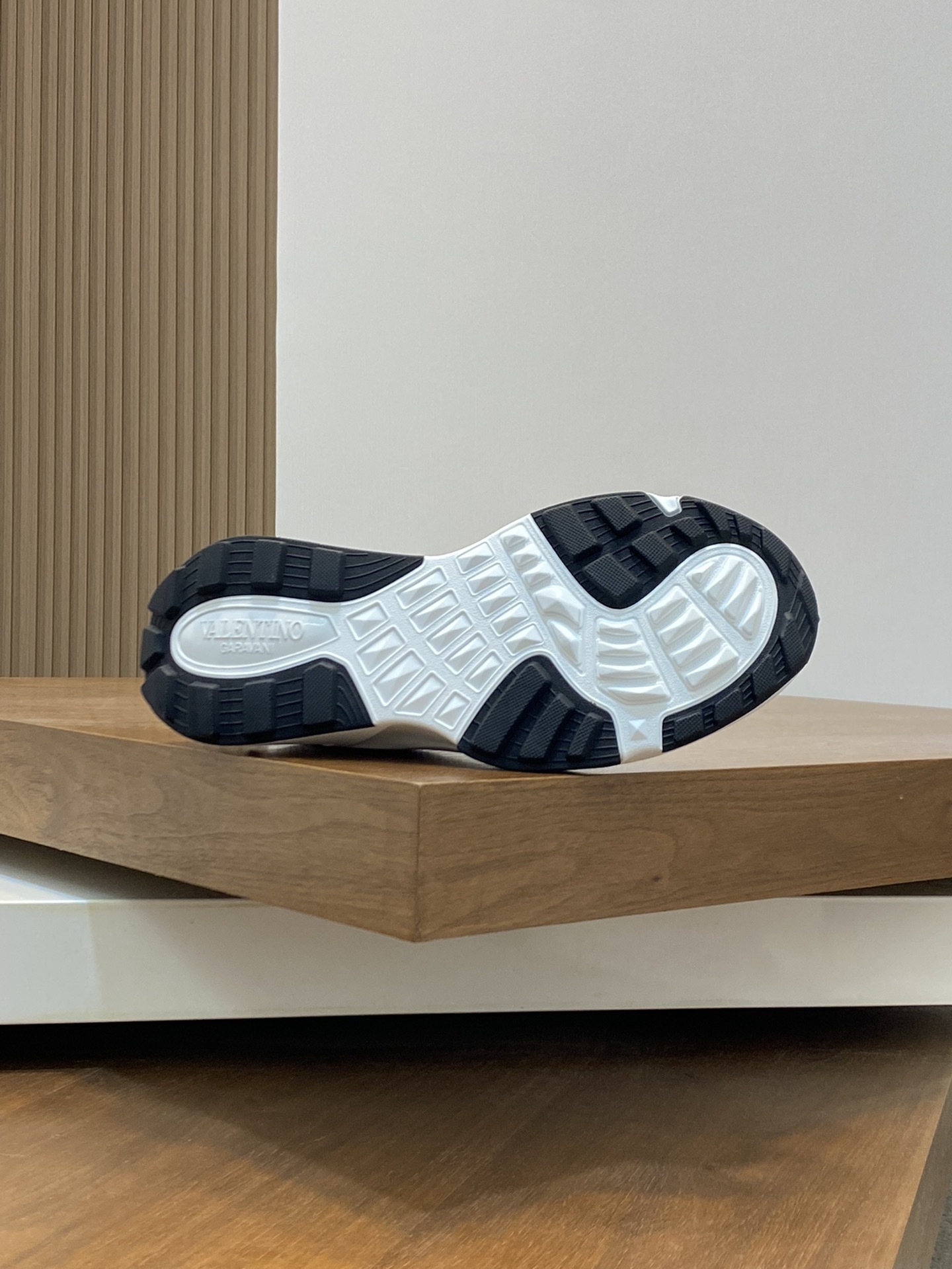 valentino shoes /sneakers-621