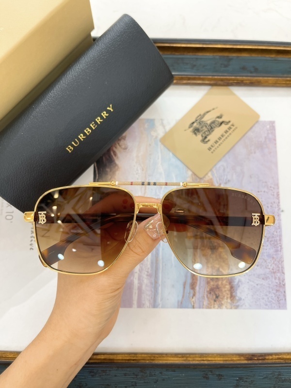 BURBERRY glasses -BURBERRY 00129D04