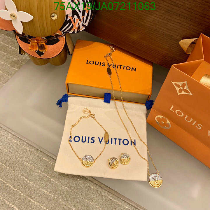 earrings Louis Vuitton luxurious Jewelry Code JA072110639D58