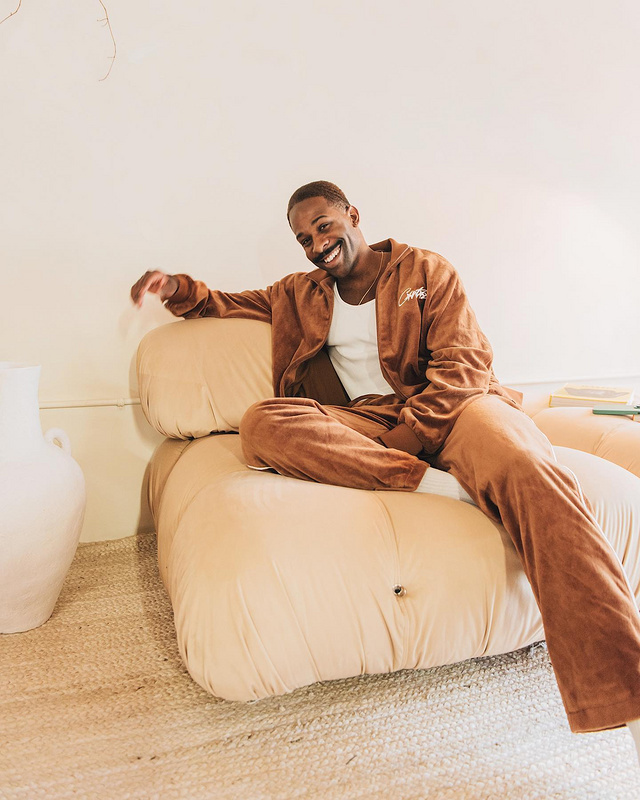 goat 390 Velor track set brown5C75