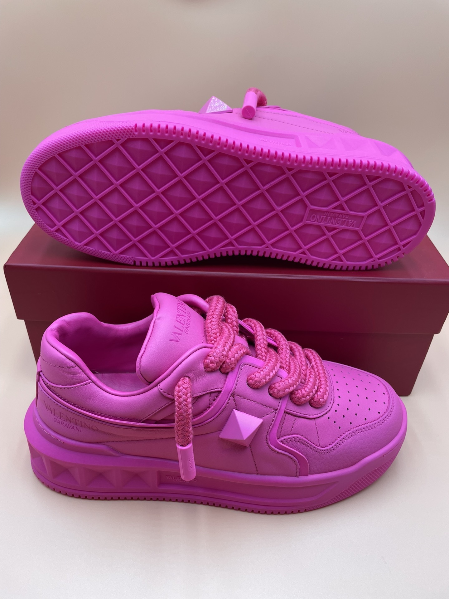 valentino shoes /sneakers-351