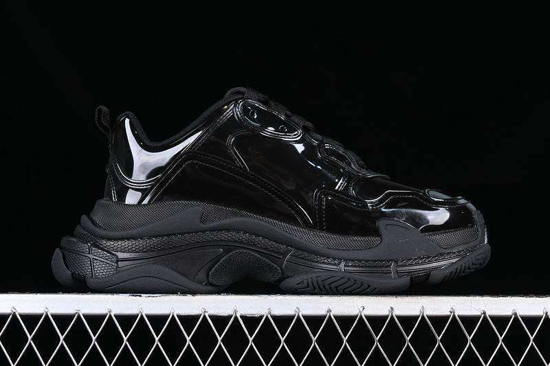 BALENCIAGA TRIPLE S 【460】[W2PAA0102]-[BA﹡LEN﹡CIAGA TRIPLE S BLACK∕BLACK]-[WOMAN︰35-39]-[MAN︰40