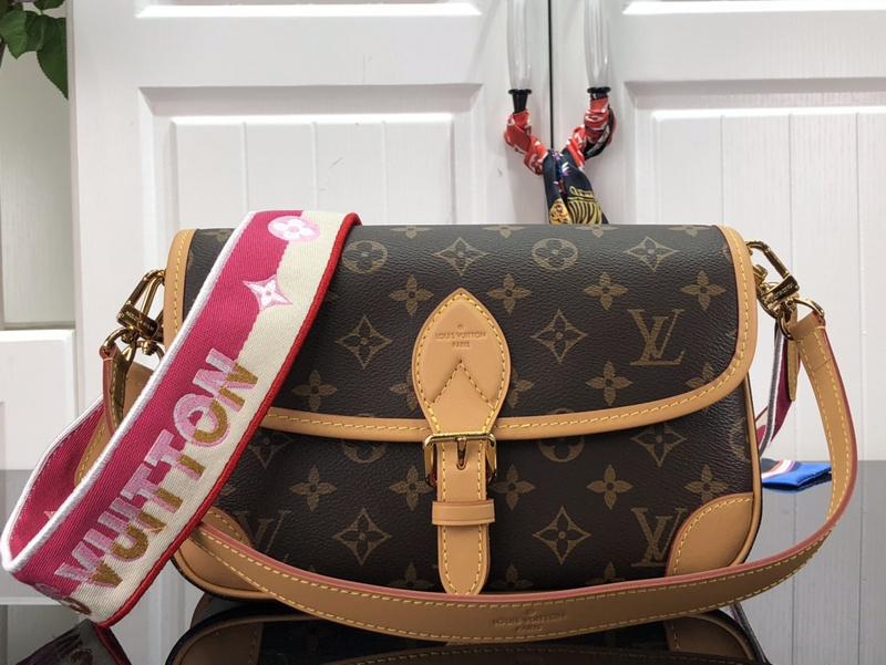 purses LV Shoulder bag M45985012E