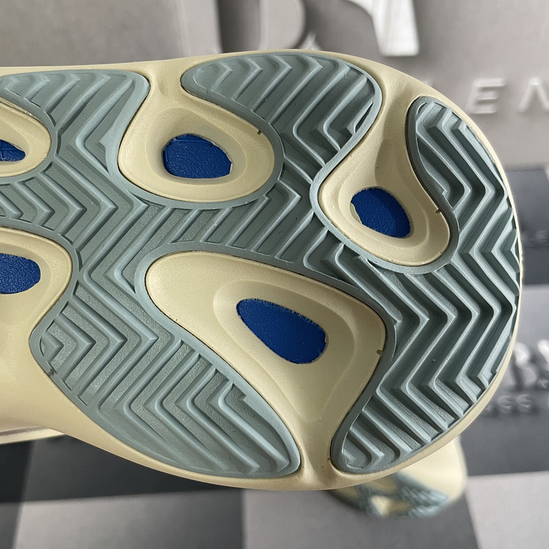 yeezy 700 150 adidas Yeezy 700 V3 Azael FW49808543