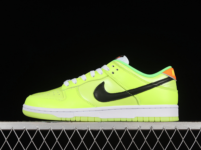dunk 300 FJ4610 702 DUNK LOW SE VOLT BLACK TOTAL ORANGE GREEN STRIKE WOMAN 36 39 MAN 40 46 C7